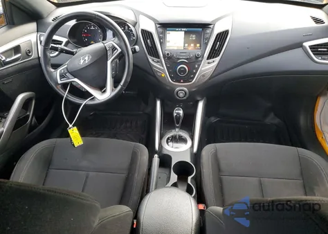 2017 Hyundai Veloster z USA, uszkodzony, nr VIN KMHTC6AD3HU318204